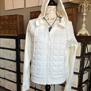 NWOT Old Navy Women's Off White Dynamic Fleece Quilted Jacket